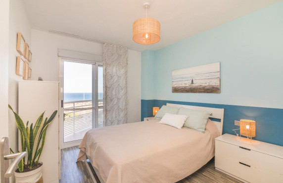 For Sale -  - Arenales del sol - Zona paseo maritimo