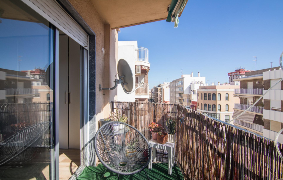 For Sale - Flat - Elche - Reina Victoria-Miguel Hernández