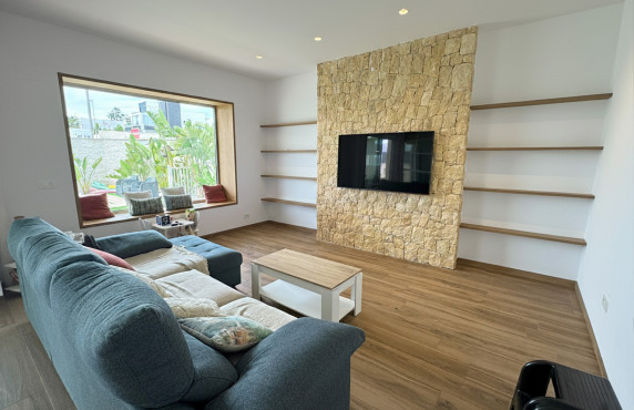 Seasonal Rental - Villa / Detached -  - Benijofar