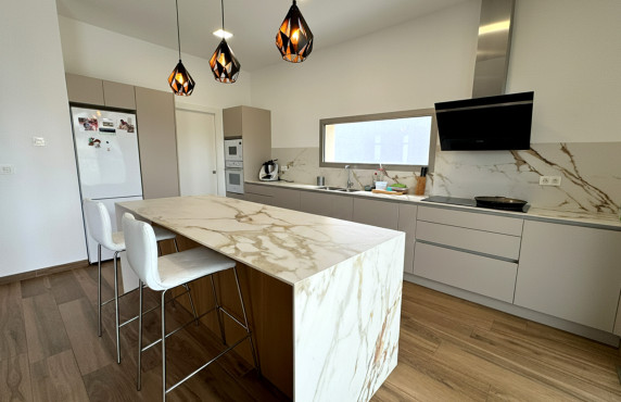 Seasonal Rental - Villa / Detached -  - Benijofar