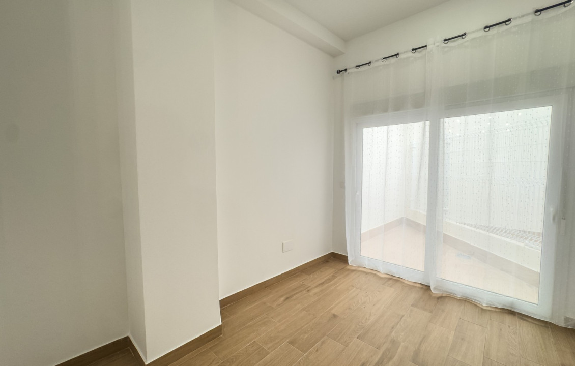 Long Rental Period - Flat - Almoradi