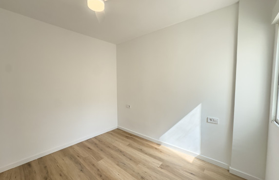 Long Rental Period - Flat - Alicante - Benalua