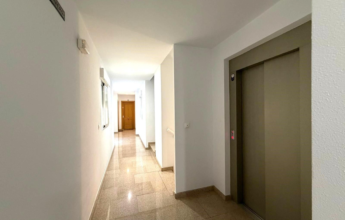 For Sale -  - La hoya - Centro
