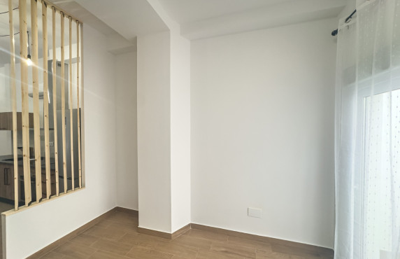 Long Rental Period - Flat - Almoradi