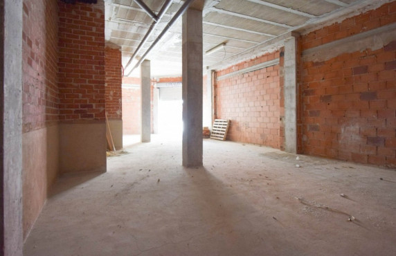 Alquiler Larga Estancia - Local comercial - Elche - Plaza Crevillente-Juzgados