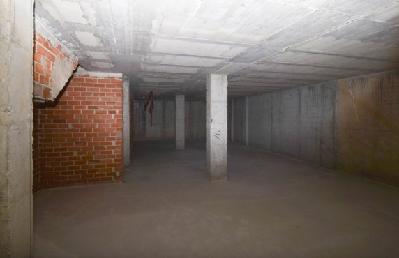 Alquiler Larga Estancia - Local comercial - Elche - Plaza Crevillente-Juzgados
