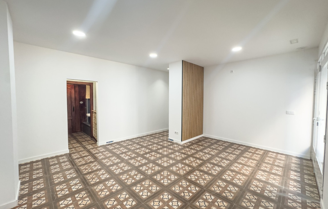 Alquiler Larga Estancia - Local comercial - Elche - Centro