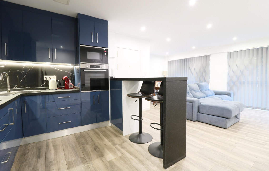For Sale - Flat - Elche - Reina Victoria-Miguel Hernández