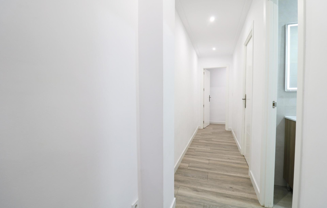 For Sale - Flat - Elche - Reina Victoria-Miguel Hernández