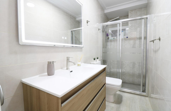 For Sale - Flat - Elche - Reina Victoria-Miguel Hernández