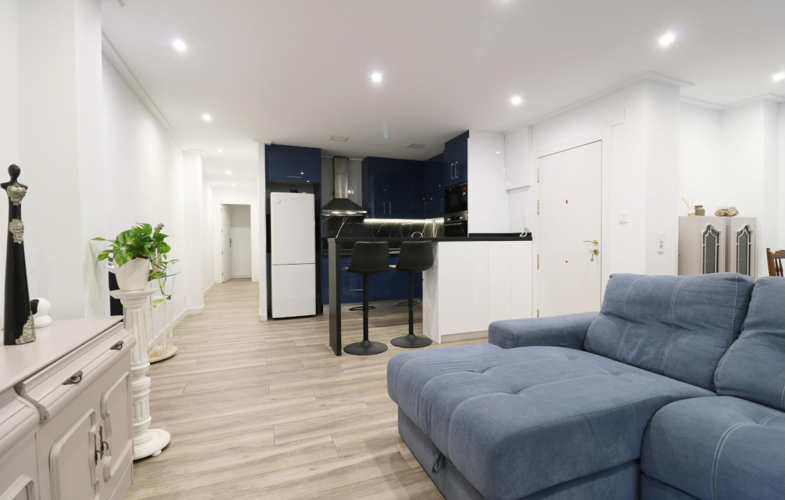For Sale - Flat - Elche - Reina Victoria-Miguel Hernández