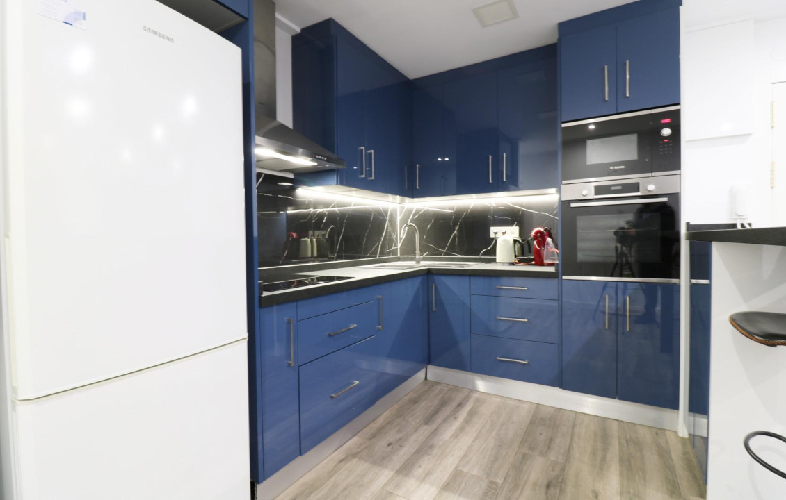 For Sale - Flat - Elche - Reina Victoria-Miguel Hernández