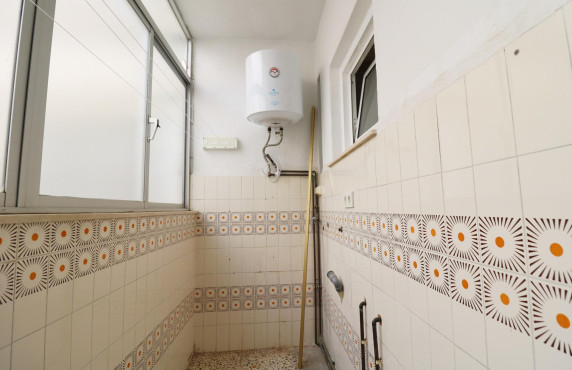 For Sale - Flat - Elche - Plaza Crevillente-Juzgados