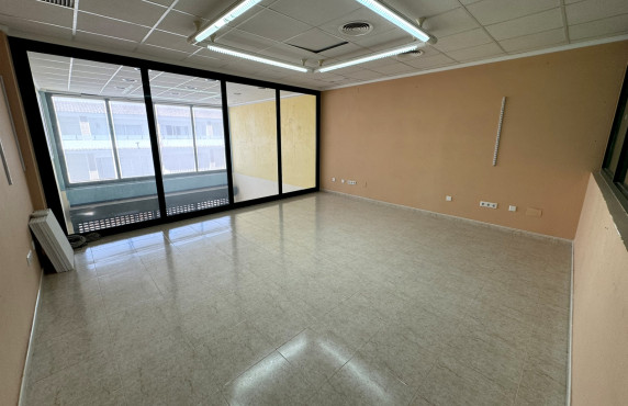 Long Rental Period - Commercial Unit - Ciudad Quesada