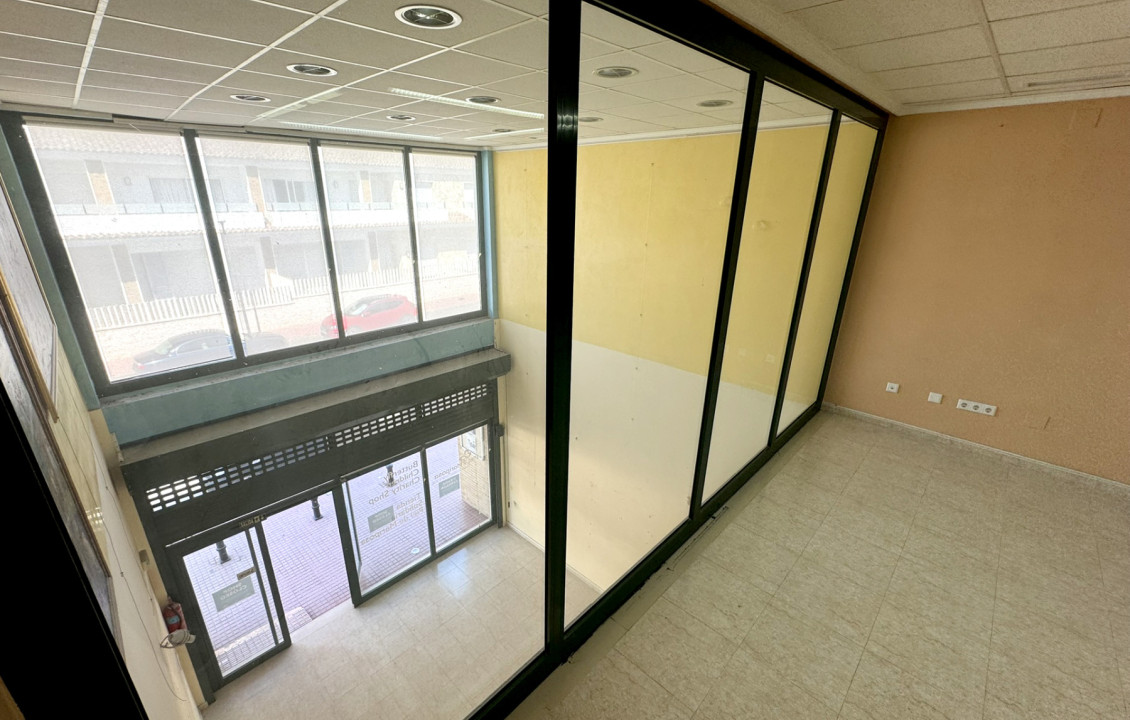 Long Rental Period - Commercial Unit - Ciudad Quesada