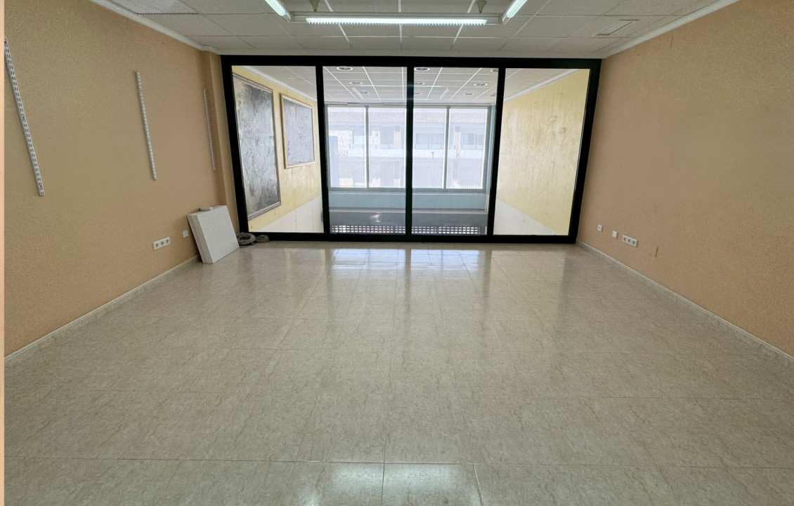 Long Rental Period - Commercial Unit - Ciudad Quesada