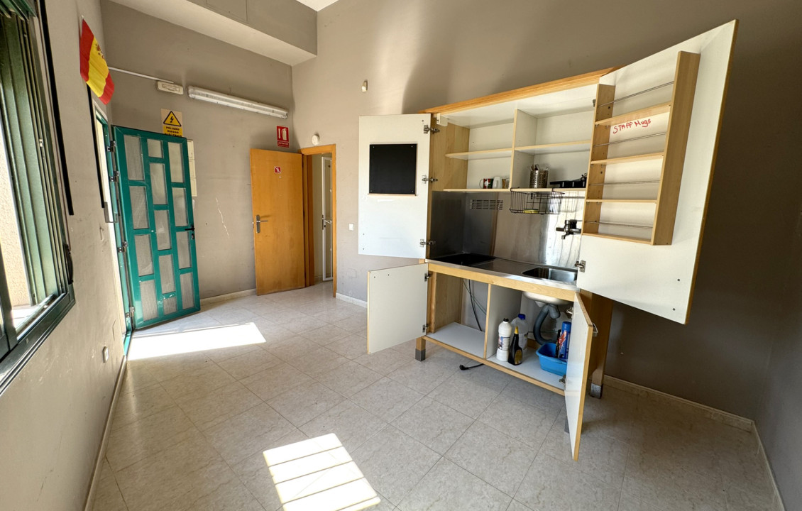 Long Rental Period - Commercial Unit - Ciudad Quesada