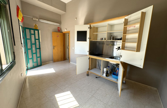 Long Rental Period - Commercial Unit - Ciudad Quesada