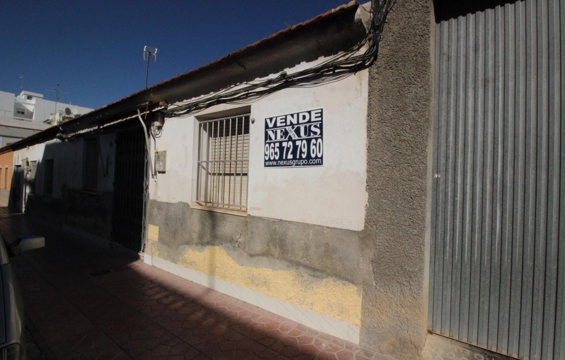 For Sale - Casas o chalets - Guardamar del Segura - Carrer de Sant Emigdi