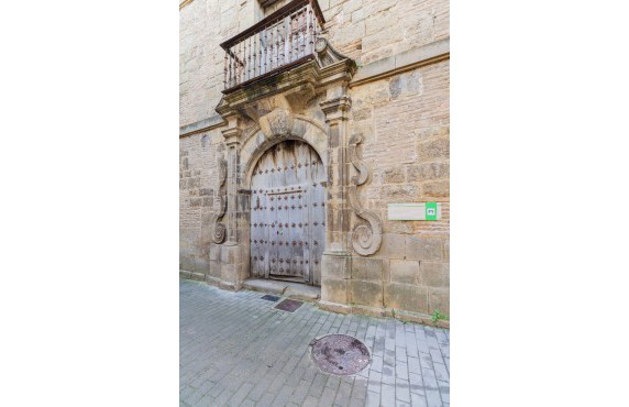 For Sale - Fincas y solares - Lumbier - calle la abadia, 7