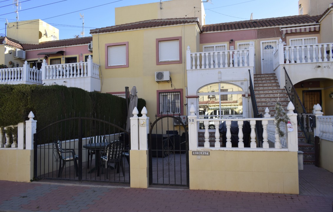 Long Rental Period - Apartment - Torrevieja - El Chaparral
