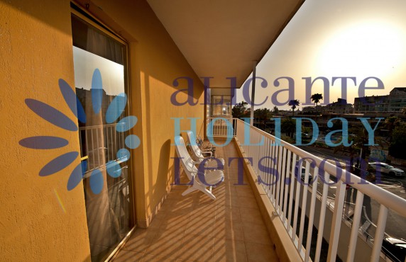 Alquiler Larga Estancia - Apartamento - Santa Pola