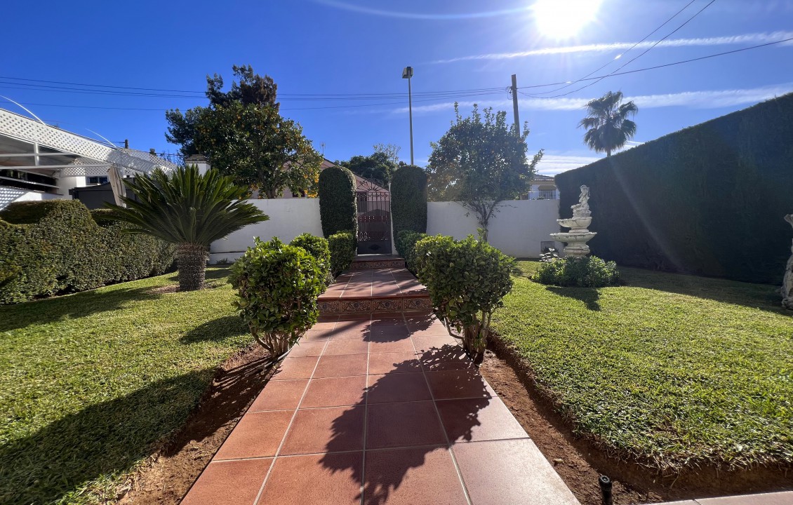 For Sale - Casas o chalets - Montequinto - Calle Cerro de las 40 Chicas