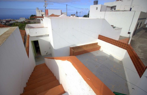 Venta - Casas o chalets - Moya - Calle Carreras