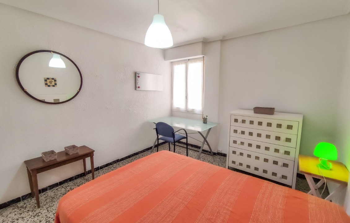 Long term room rental - Habitación - Elche