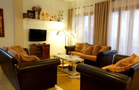 Alquiler Larga Estancia - Apartamento - Villamartin