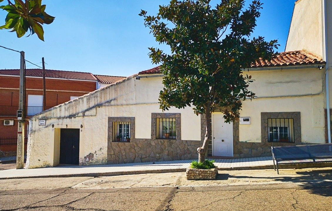 For Sale - Casas o chalets - Orellana de la Sierra - Nueva