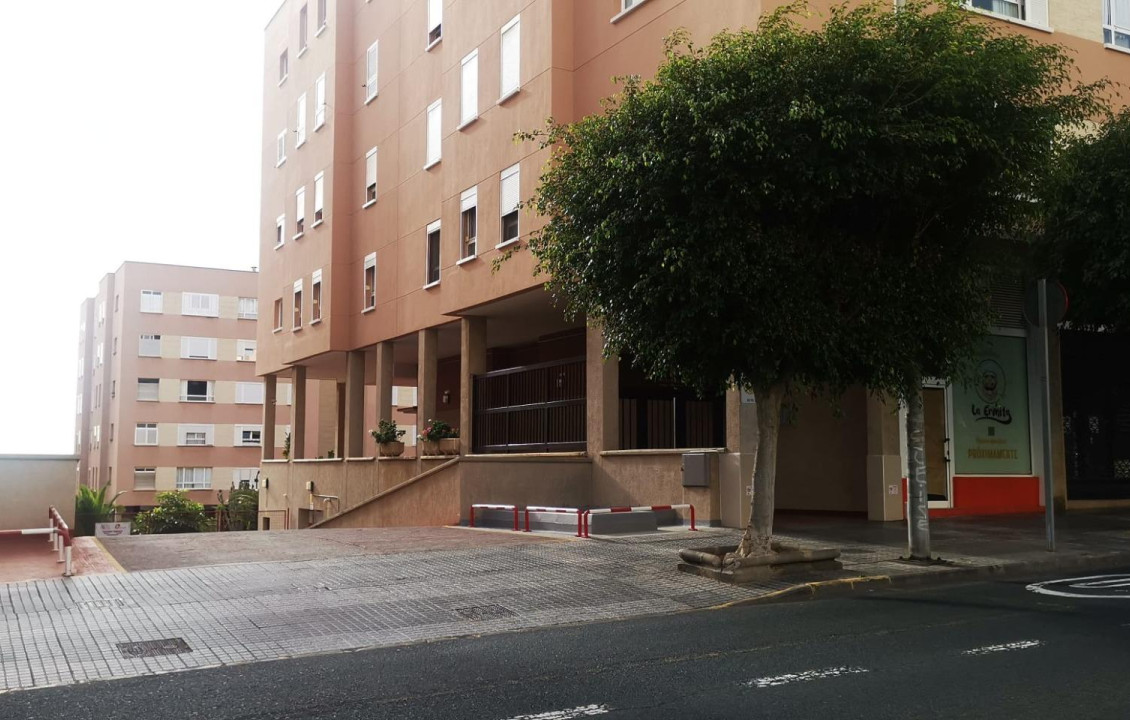 Venta - Garajes - Las Palmas de Gran Canaria - Avenida Pintor Felo Monzón